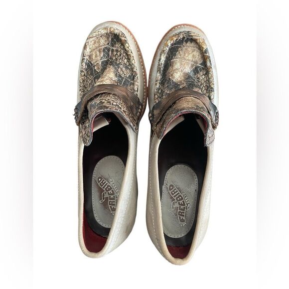 FREEBIRD by STEVEN 'Chevelle' Tan/Gray Snake Print Leather Block Heel Loafers - Picture 3 of 10